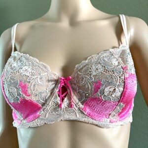 Victoria’s Secret Pink Lace Underwire Rhinestone Very Sexy Bra Size 34 DD